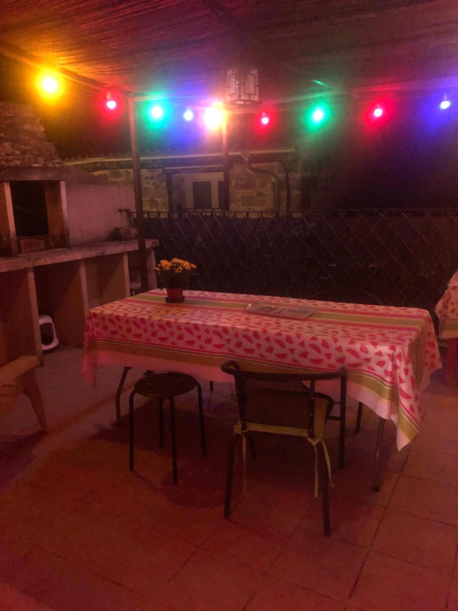 Maison De Village Caumont-sur-Durance 外观 照片